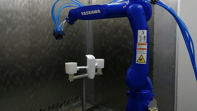 潛水器外殼（ké）機器人噴塗（tú）.jpg